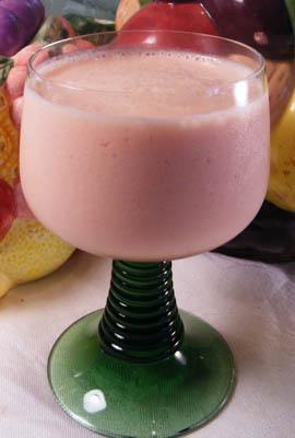 Cranberry Blush Smoothie. Photo by Lavender Lynn