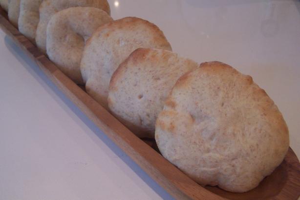 Pita Pocket Bread (Bread Machine). Photo by Deantini