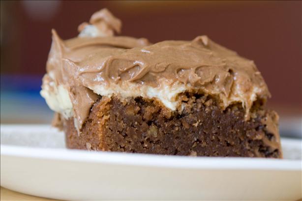 Delicious & Gooey Rocky Road Brownies. Photo by knobbyknee