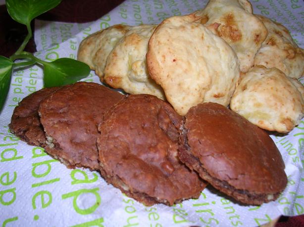 Fabulously Low Calorie, Still Delicious Chocolate Chip Cookies. Photo by minmin-mika
