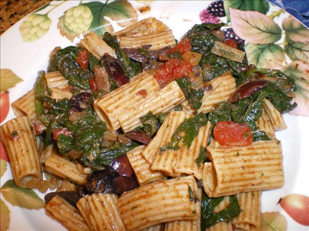 Penne With Spinach, Tomatoes and Olives. Photo by dojemi
