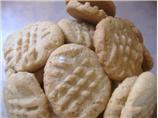 Peanut Butter Cookies (With a Corn Flake Crunch!)