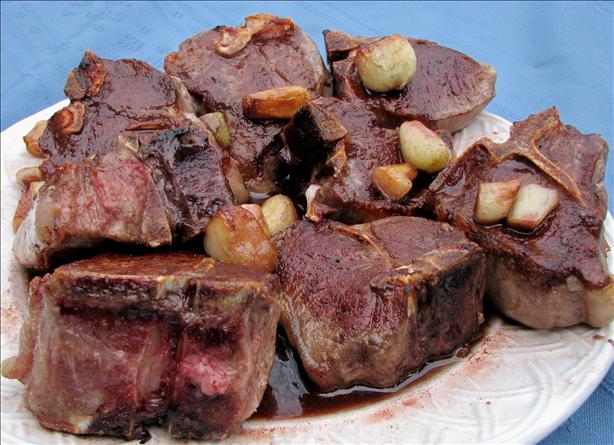 Lamb Chops (Or Cutlets) W/Caramelized Garlic. Photo by lazyme