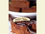 Fresh Gingerbread With Lemon Icing