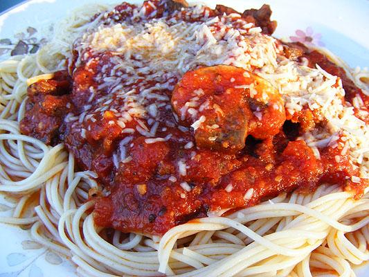 In Search of the Ultimate Spaghetti/Pizza/Pasta Sauce. Photo by Lavender Lynn