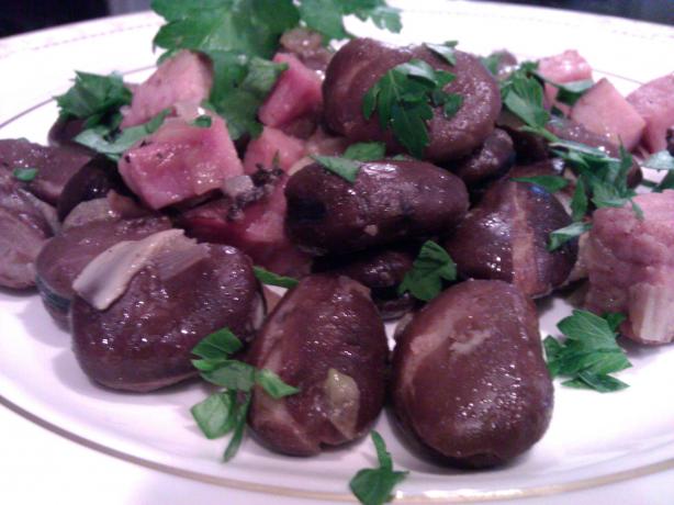 Habas Con Jam&oacute;n (Broad Beans With Ham) - Spain. Photo by mersaydees