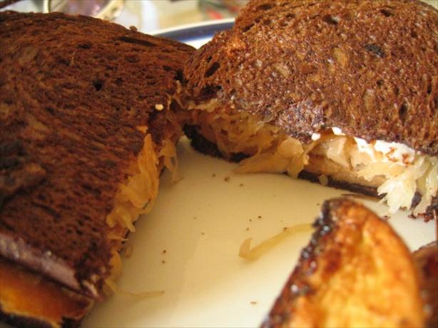 Vegan Reuben Sandwiches. Photo by tendollarwine