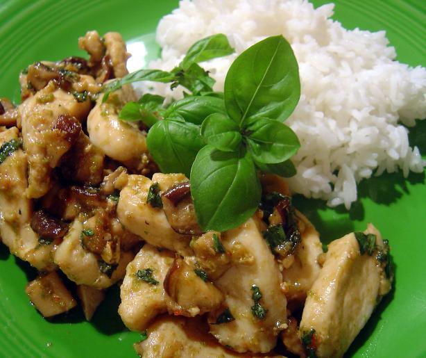 Thai Chicken With Basil. Photo by :(