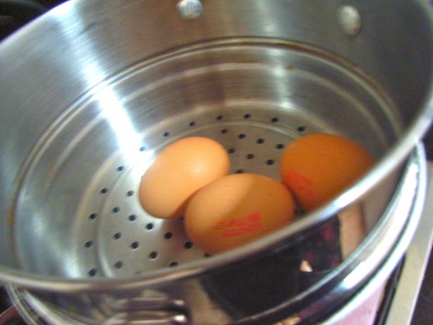 Steamed Eggs (Kai Meung). Photo by katew