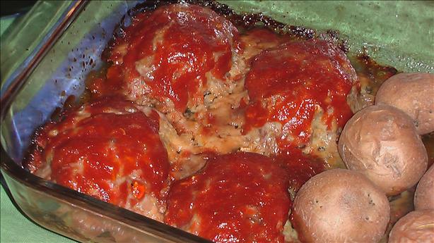 Little Cheddar Meatloaves. Photo by akgrown