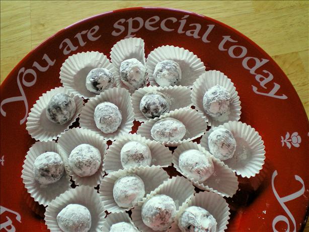 Bailey's Irish Cream Truffles. Photo by Julie B's Hive