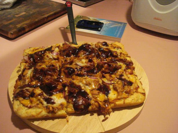 BBQ Chicken Pizza. Photo by joy of jess