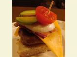 Luscious California Burger. Photo by AB_Fan