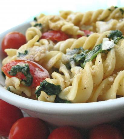 Penne With Spinach and Asiago Cheese. Photo by SusieQusie