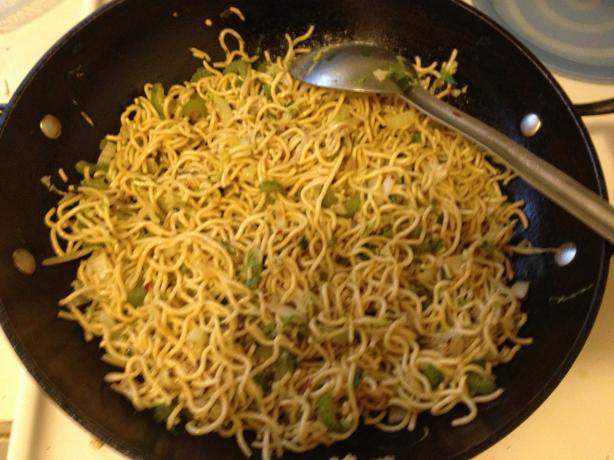 Panda Express Chow Mein. Photo by fcv