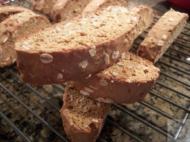 Oatmeal Cookie Biscotti. Photo by theauthenticnut