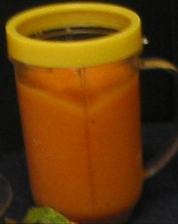 Mango Pi&ntilde;a Smoothie. Photo by Mulligan
