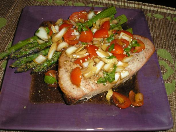 Seared Tuna With Japanese Salsa. Photo by Queen Dana