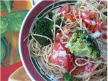 Pasta With Tomatoes, Broccoli and Cheese