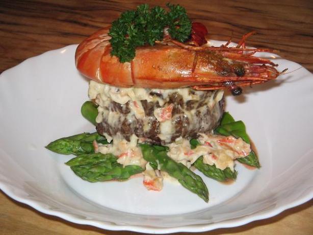 Crab and Blue Cheese Steak Topper. Photo by The Flying Chef