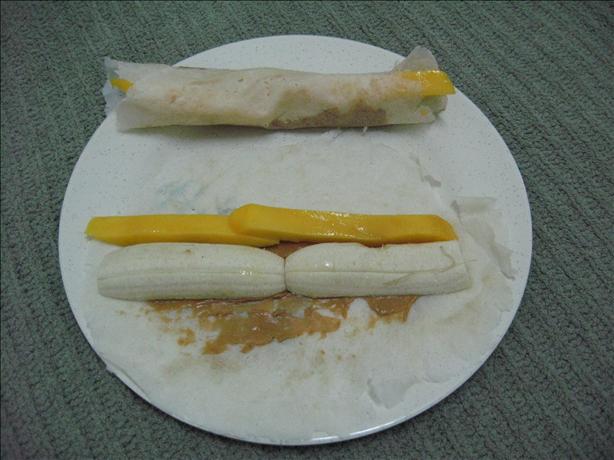 Banana Mango Lumpia. Photo by Enjolinfam