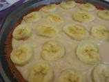 Low Fat Banana Cream Pie. Photo by Maito