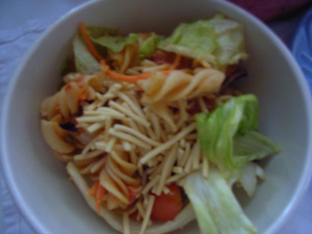 Linguini Salad (Pasta Salad). Photo by katew