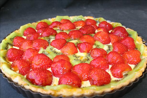 Strawberry Kiwi Tart/Tartlets. Photo by Kymmarie