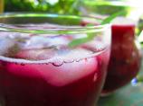 Blueberry-Lemon Iced Tea. Photo by gailanng