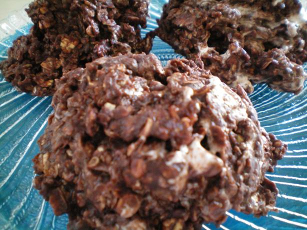 No Bake Rocky Road Cookies. Photo by CoffeeB