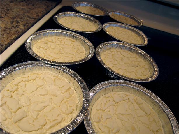 Super Low-Fat Sour Cream Cheesecakes. Photo by yogiclarebear