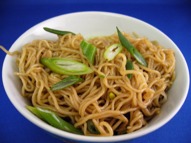 Orchid's Tangy Cool Noodles. Photo by cookiedog