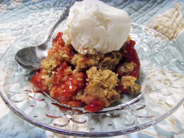 Cherry Oatmeal Crisp. Photo by alligirl