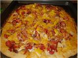 Mexican Chicken Pizza With Cornmeal Crust. Photo by carolinajen4