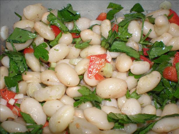 Simple Italian Bean Salad. Photo by katia