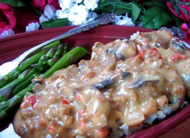 Quick and Easy Hamburger Stroganoff. Photo by Annacia