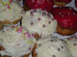 Pretty Little Lavender Fairy Cakes - Cupcakes. Photo by Luschka
