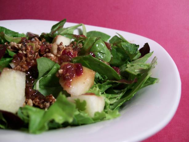 Apple Pecan Salad With Cranberry Vinaigrette. Photo by Sharon123
