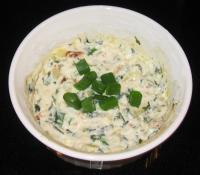 Skinny Spinach Artichoke Dip