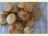 Perfect Cornbread Muffins With Corn!. Photo by anme