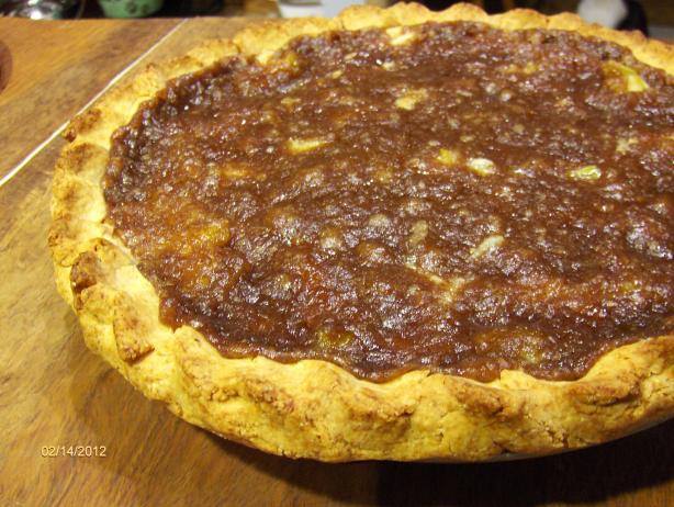 Amish Sour Cream Apple Pie. Photo by Heartspell