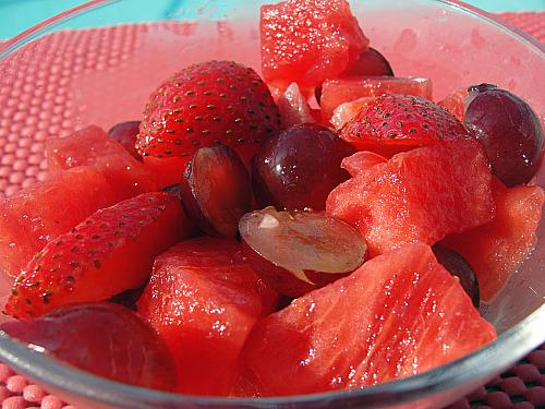 Lee's Fruit Salad. Photo by diner524