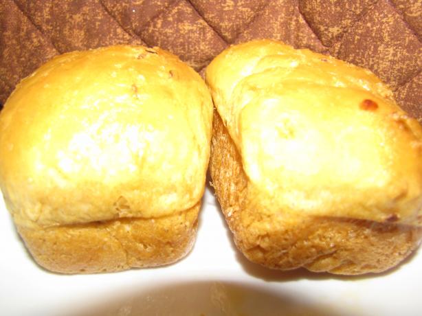 Paprika Onion Bread (Bread Machine). Photo by kellychris