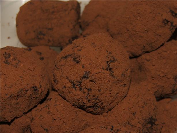Low Fat Chocolate Truffles. Photo by Wendy-Bob