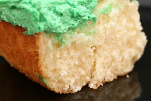 Basic Yellow Cake. Photo by CandyTX