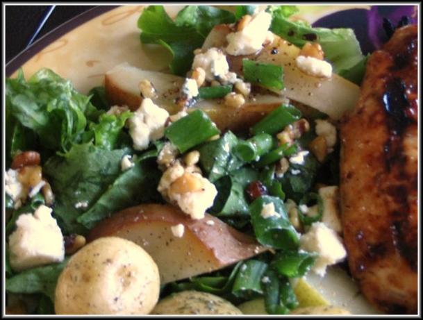 Blue Cheese and Pear Salad. Photo by Chef Decadent1