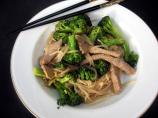 Garlic Beef With Noodles and Broccoli