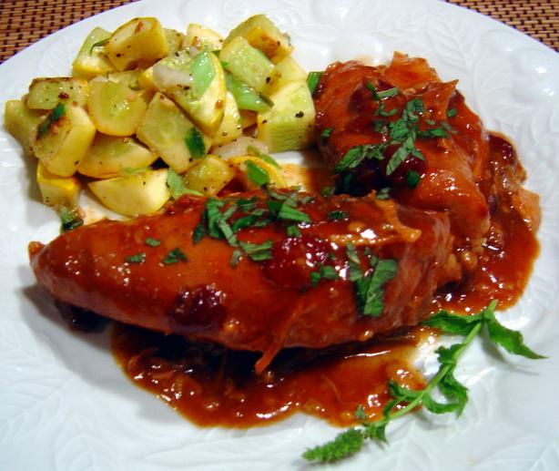 Chicken With Cranberries and Orange. Photo by :(