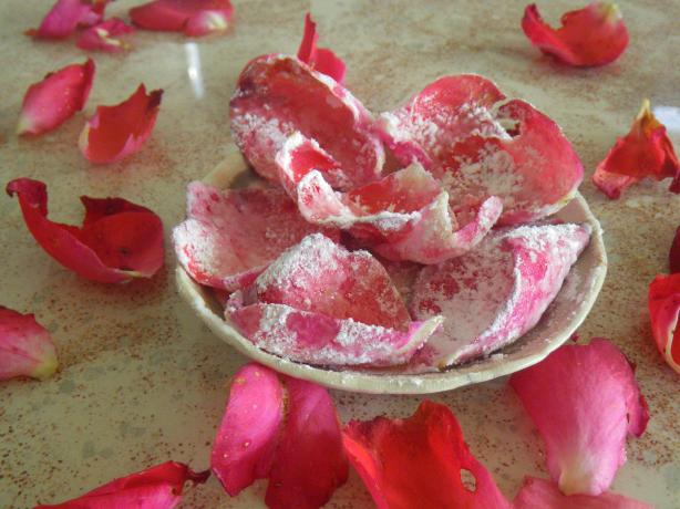 Homemade Crystallised Rose Petals. Photo by awalde