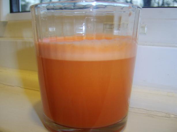 Gingered Vegetable Juice. Photo by LifeIsGood